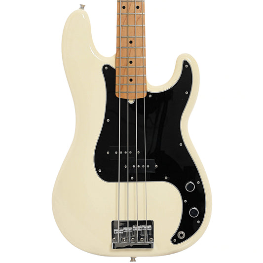 Front of Fender Standard Precision Bass (2016)