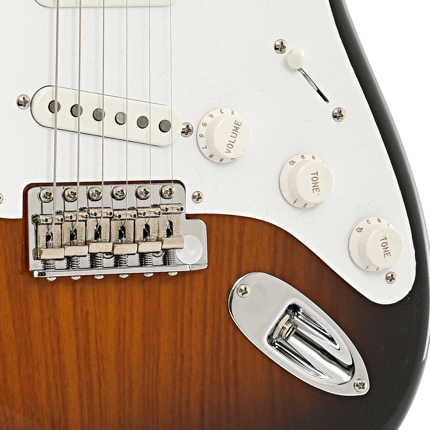 tremolo and controls of Fender 70th Anniversary American Vintage II 1954 Stratocaster, 2-Color Sunburst