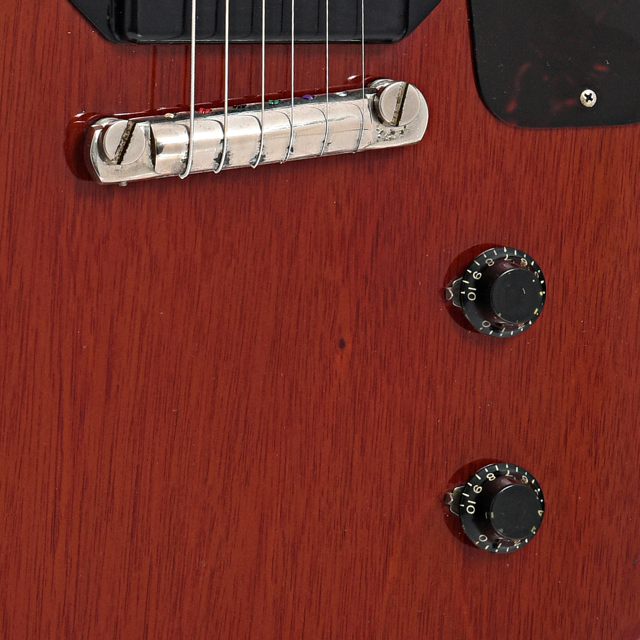Bridge and controls of Gibson Les Paul Jr Electric Guitar (1960)