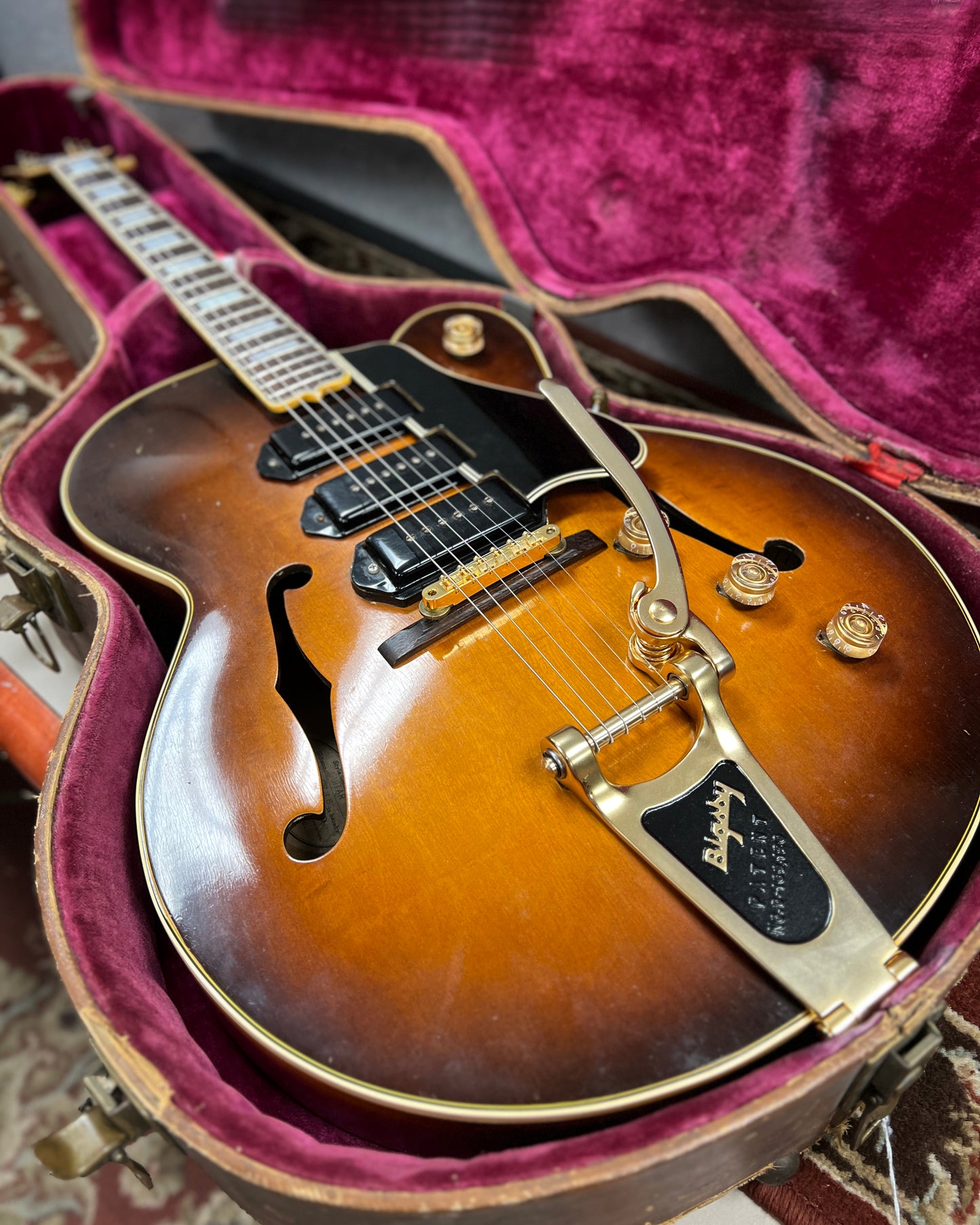 Showroom photo of Gibson ES-5 Hollowbody Electric Guitar (1950)