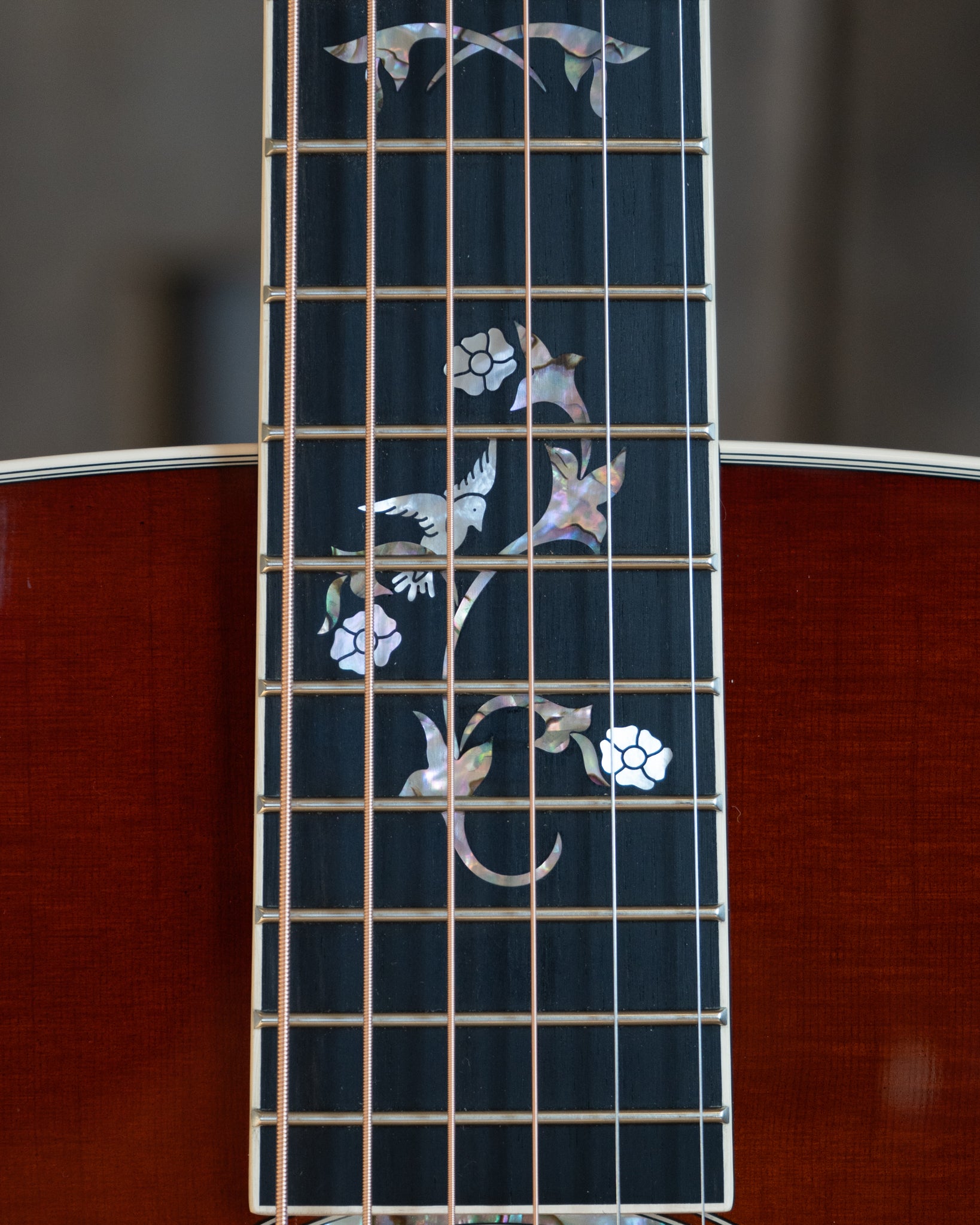 Taylor Legacy 810e Special Edition Heritage Burst Acoustic