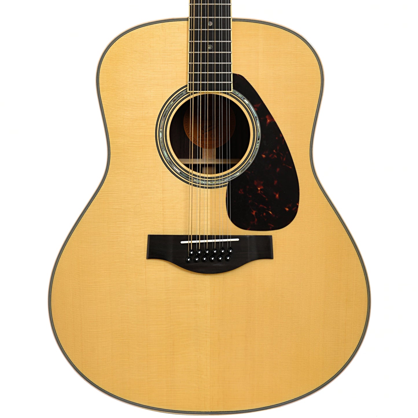 Front of Yamaha LL16-12