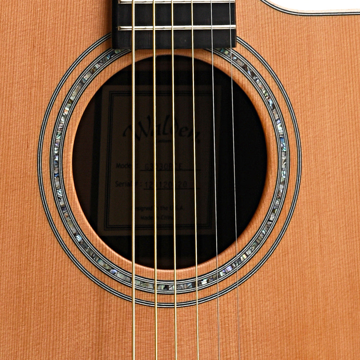 Image 5 of Walden Supranatura G3030RCE Acoustic-Electric Guitar & Case - SKU# G3030RCE : Product Type Flat-top Guitars : Elderly Instruments