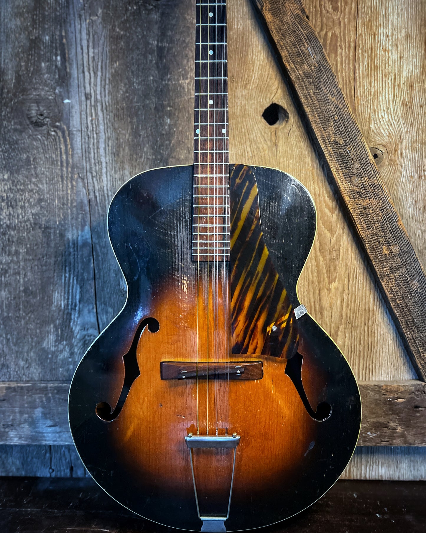 Showroom photo of 90U-210100