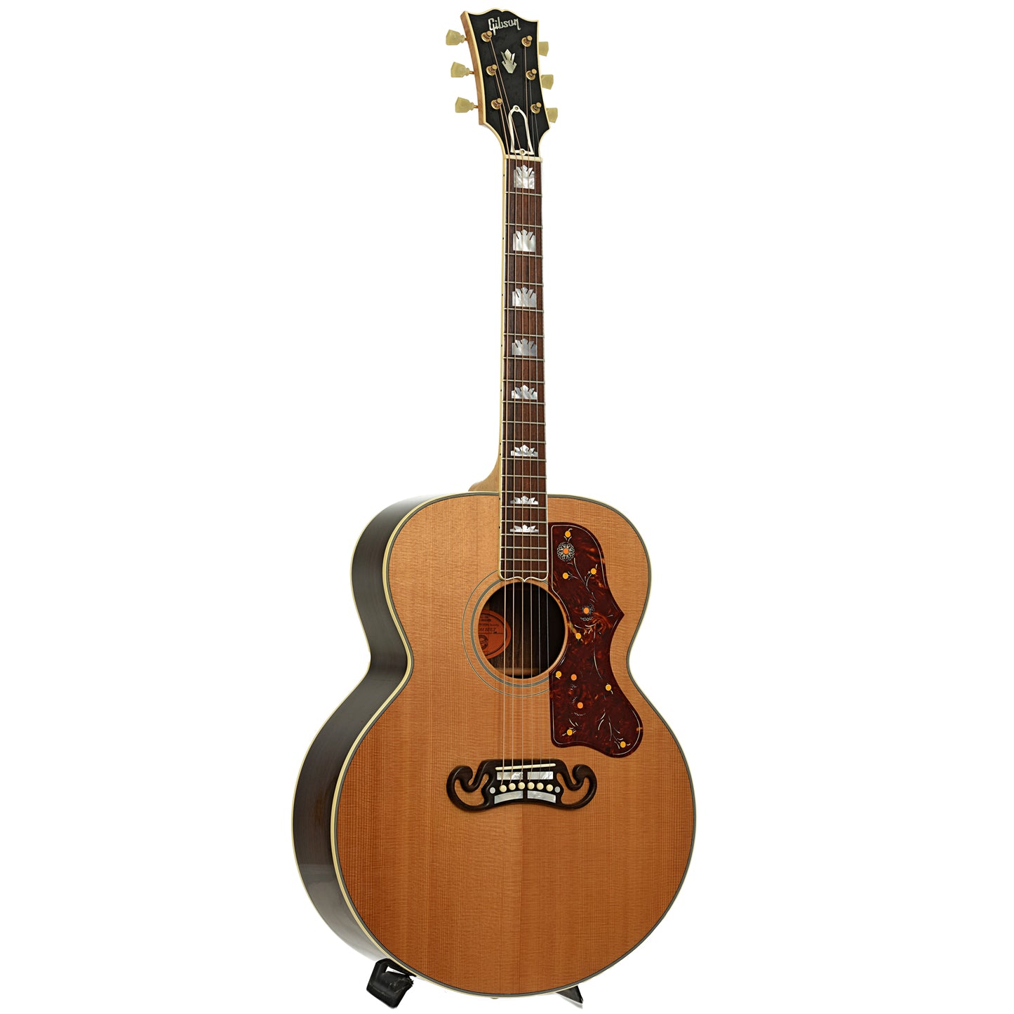 Full front and side of Gibson SJ-200 TRI Rosewood 