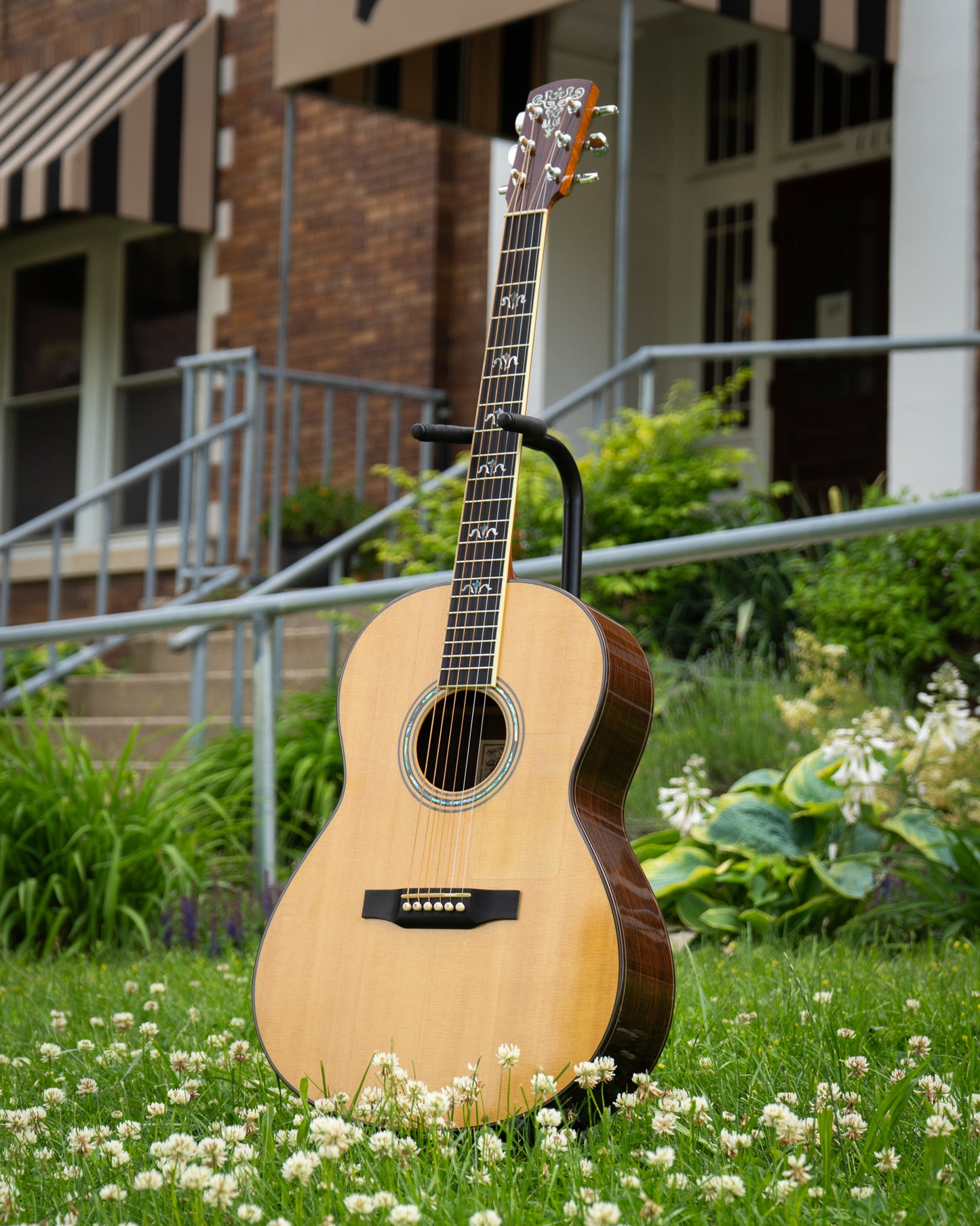 Showroom photo of Larrivee L-19 Acoustic Guitar (1994)