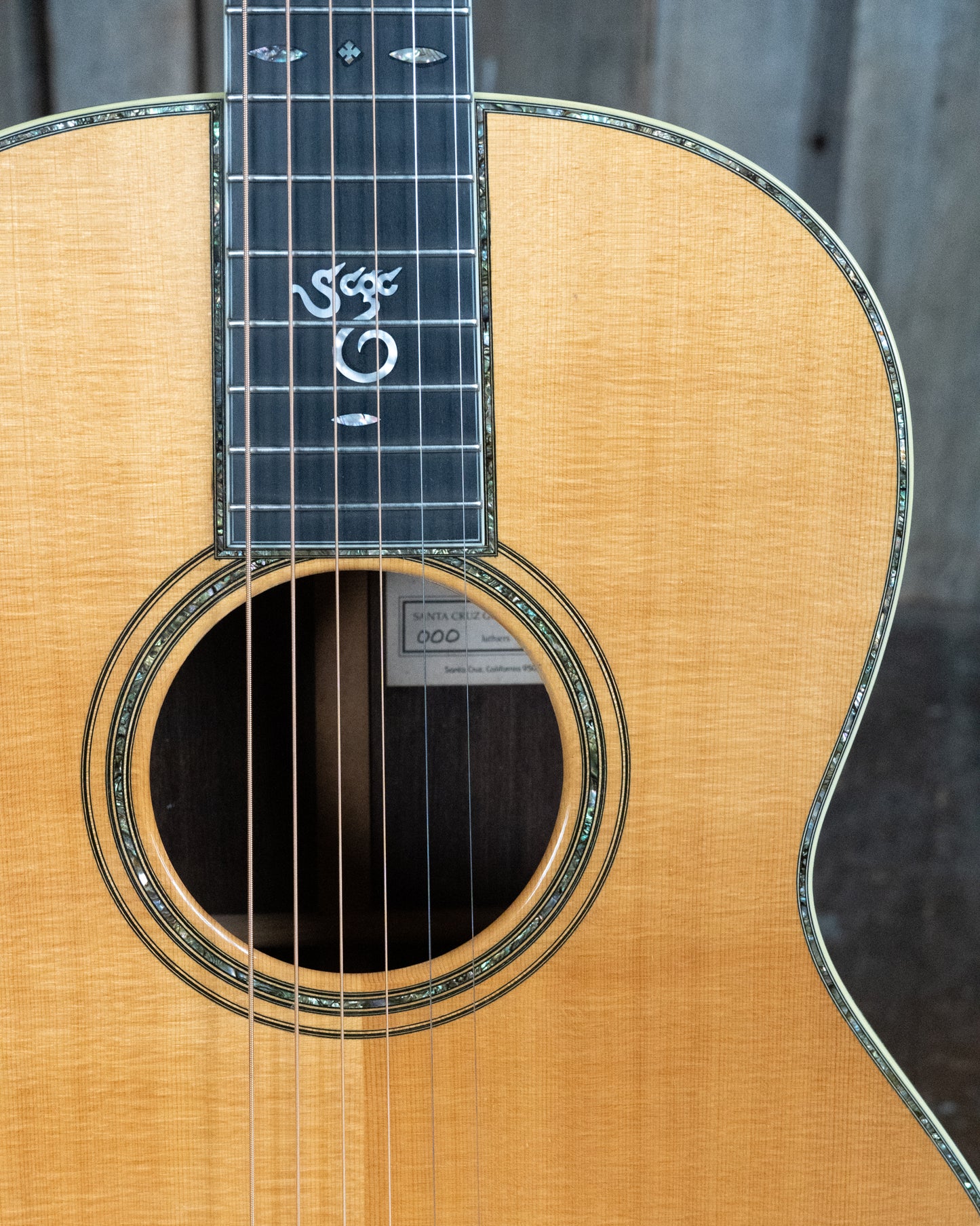 Showroom photo of Santa Cruz 000-42 Brazilian Acoustic Guitar (2003)