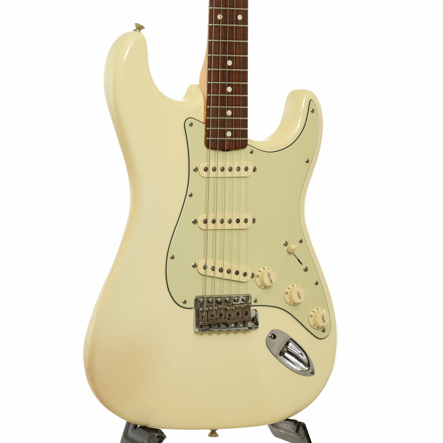 Front and side of Fender Vintage Reissue '62 Stratocaster