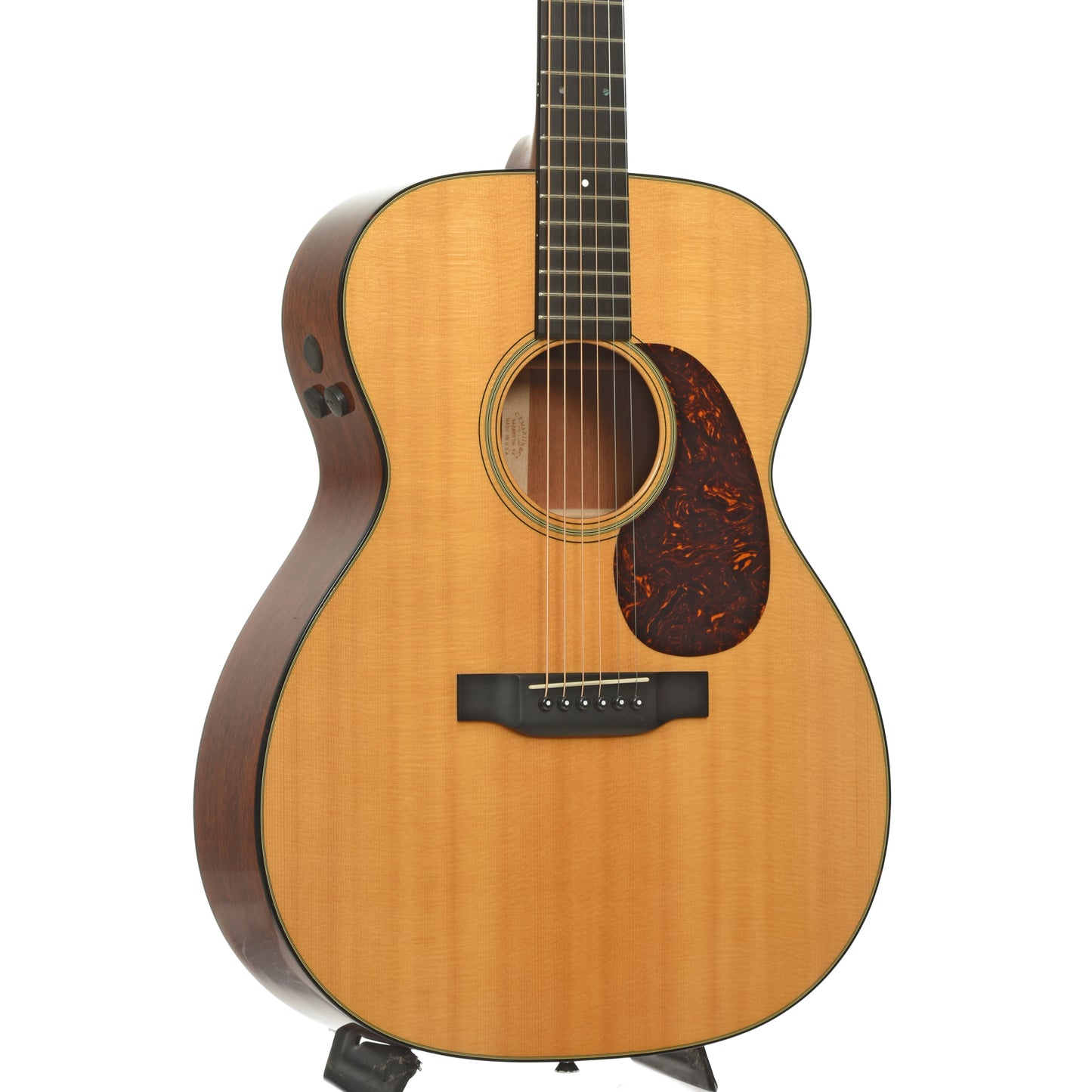 Front and side of Martin 000-18E Retro 