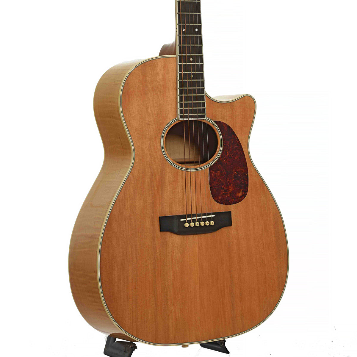 Front and side of Martin MC-68