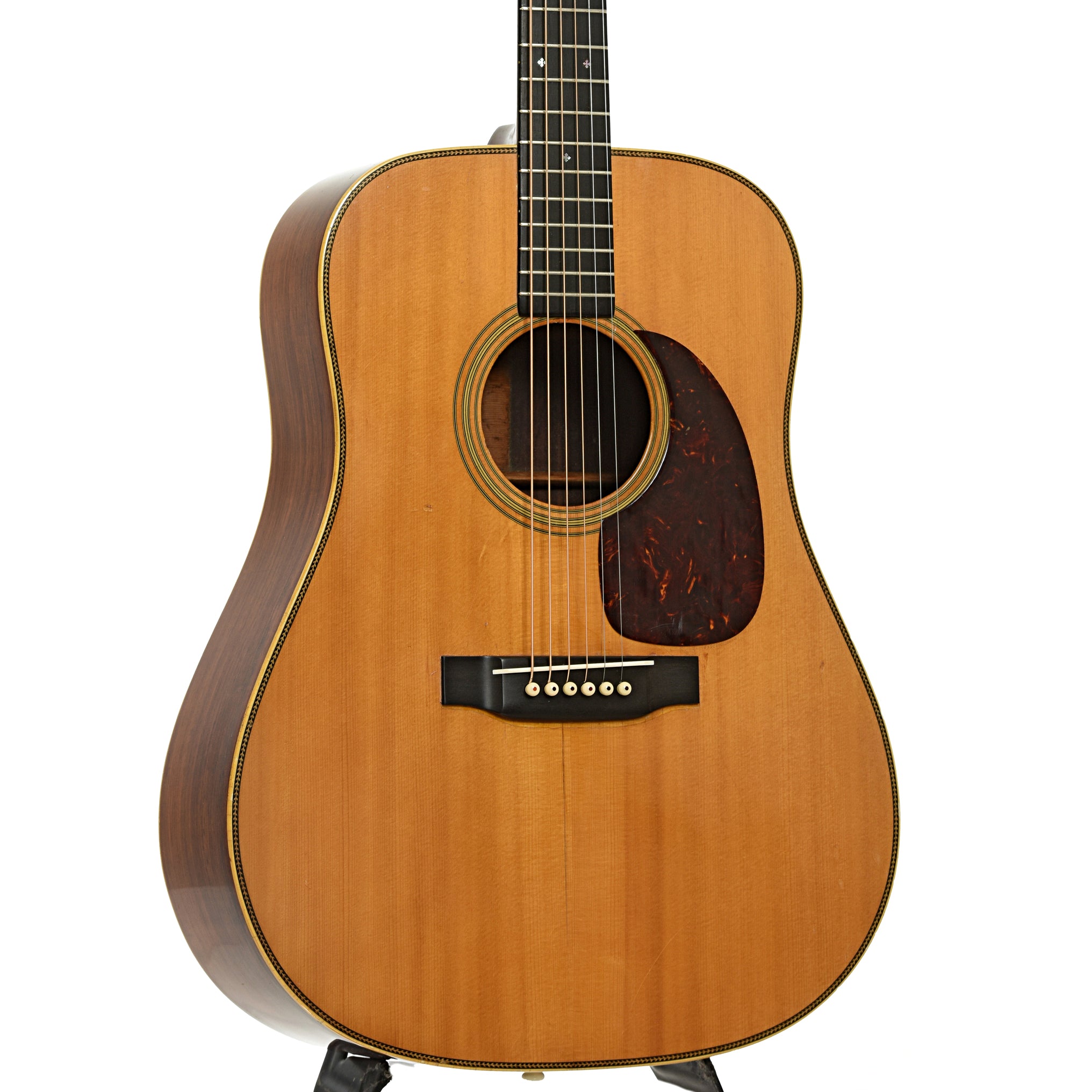 Martin D-28 Acoustic Guitar (1940) – Elderly Instruments