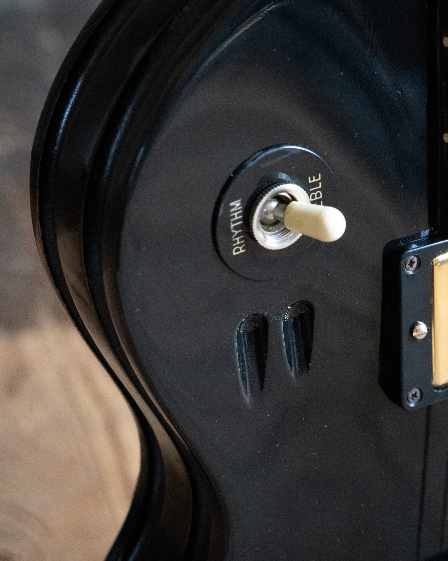 Showroom photo of Gibson Les Paul Menace Electric Guitar (2007)