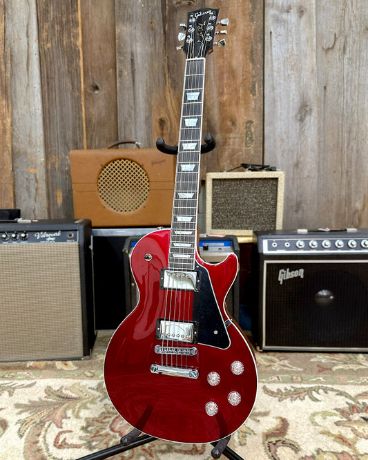 Showroom photo of Gibson Les Paul Modern Electric Guitar (2023)