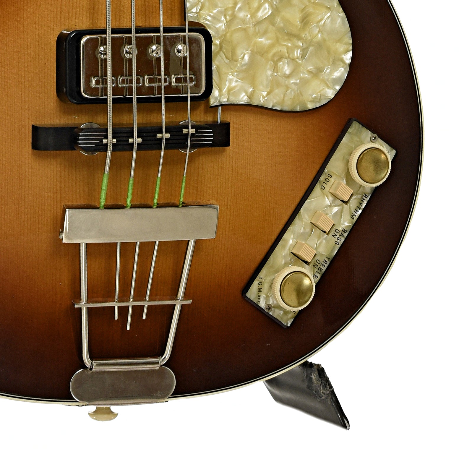 Bridge and controls of Hofner 500/2 Club Electric Bass 