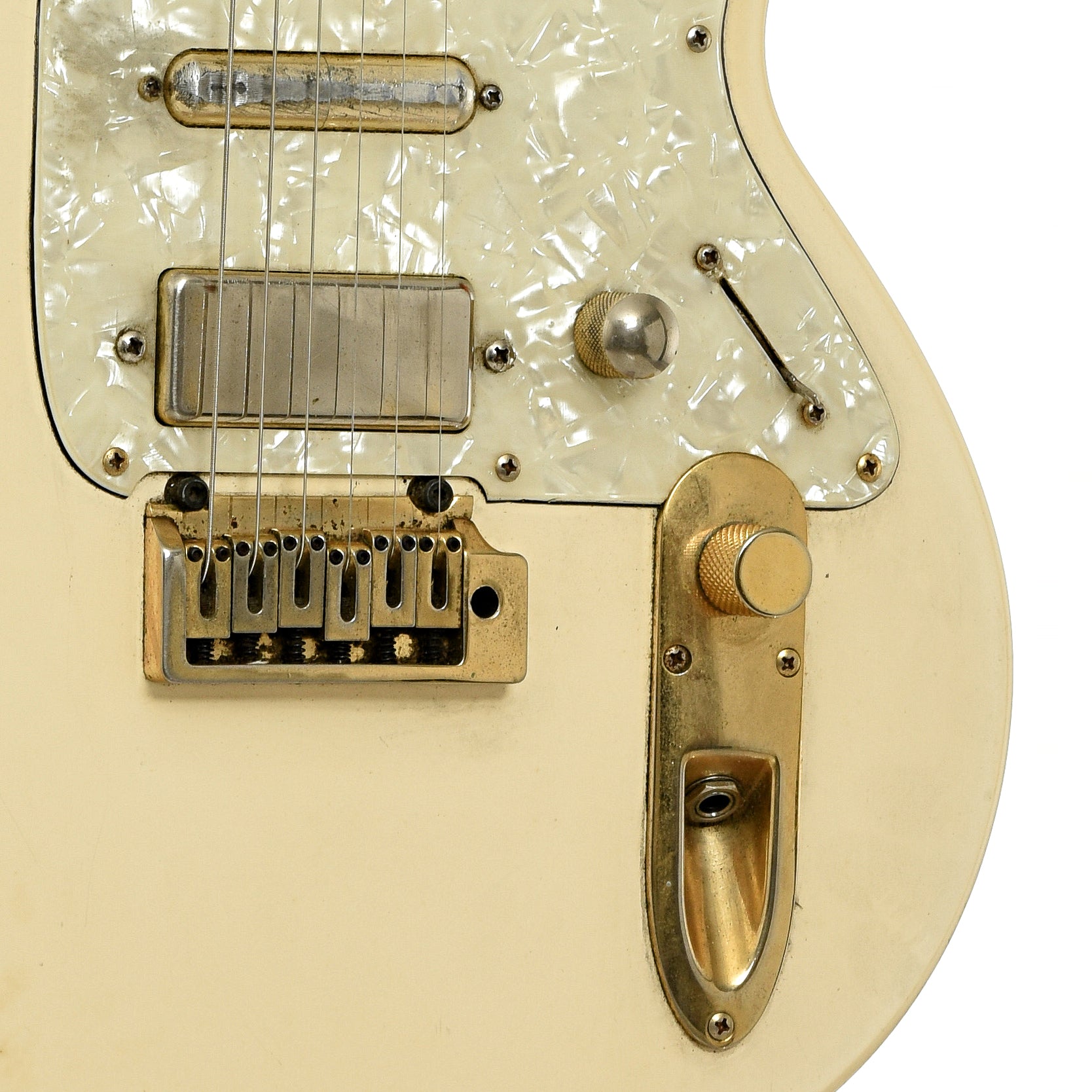 Bridge and controls  of Ibanez Talman TV650 Electric Guitar