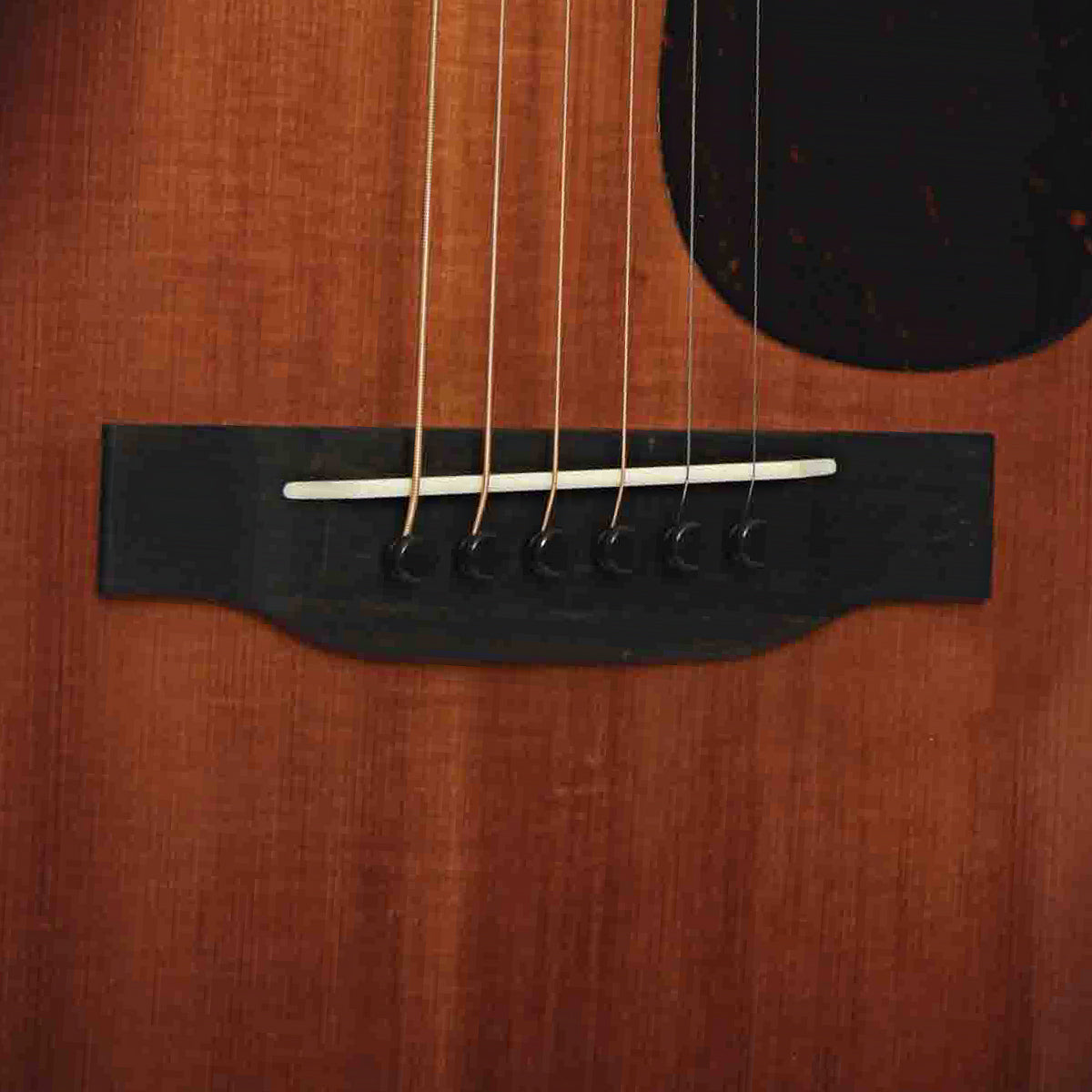 Bridge of Martin 00-18 Joe Bonamassa Acoustic Guitar & Case