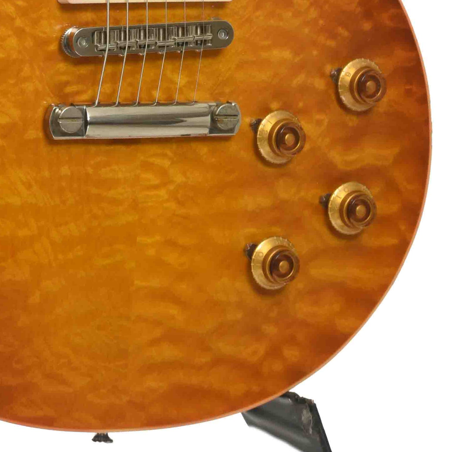 Bridge and controls of Gibson Custom Shop 60th Anniversary '59 Les Paul Standard Reissue Electric Guitar (2019)