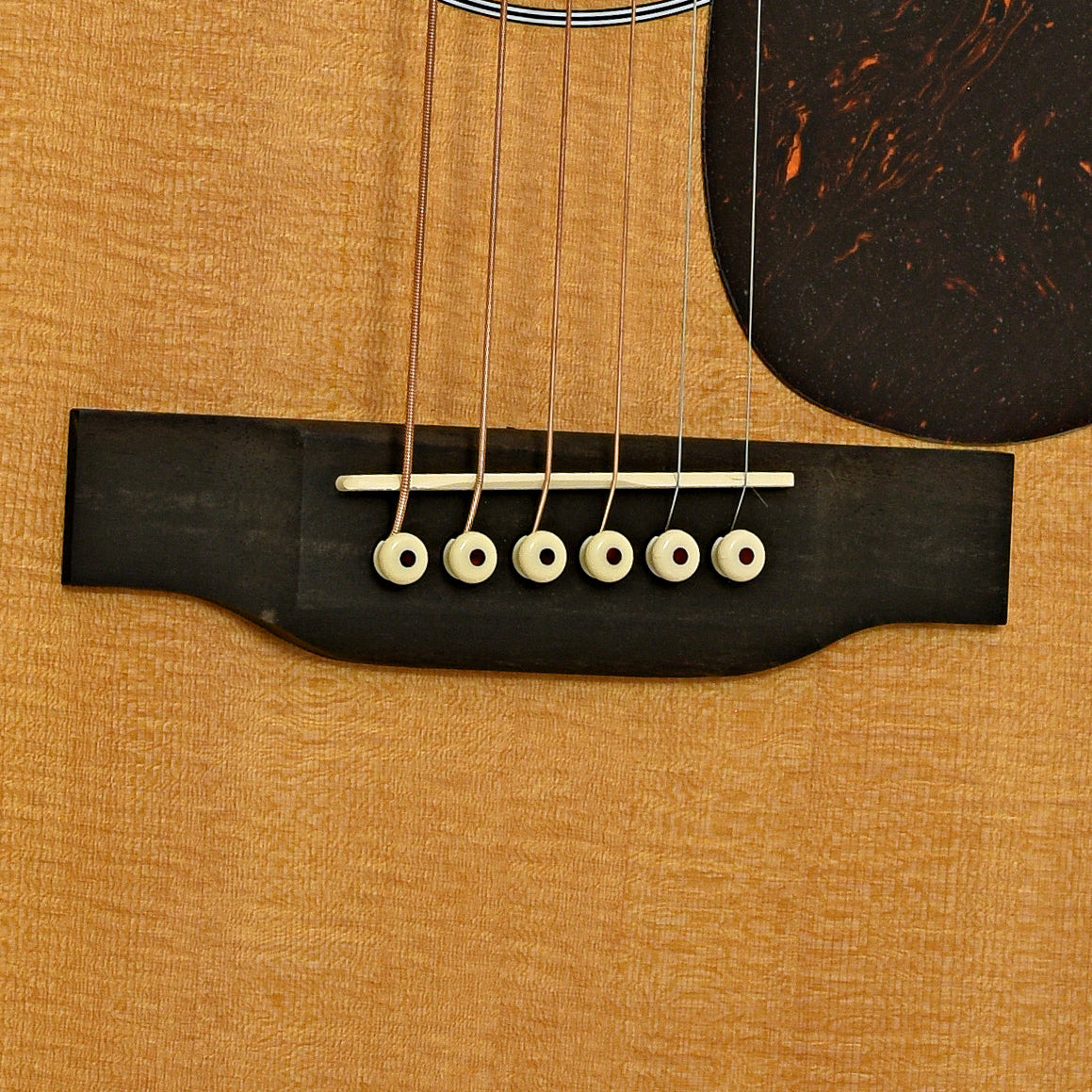 Bridge of Martin 000-13E Retro Walnut Guitar