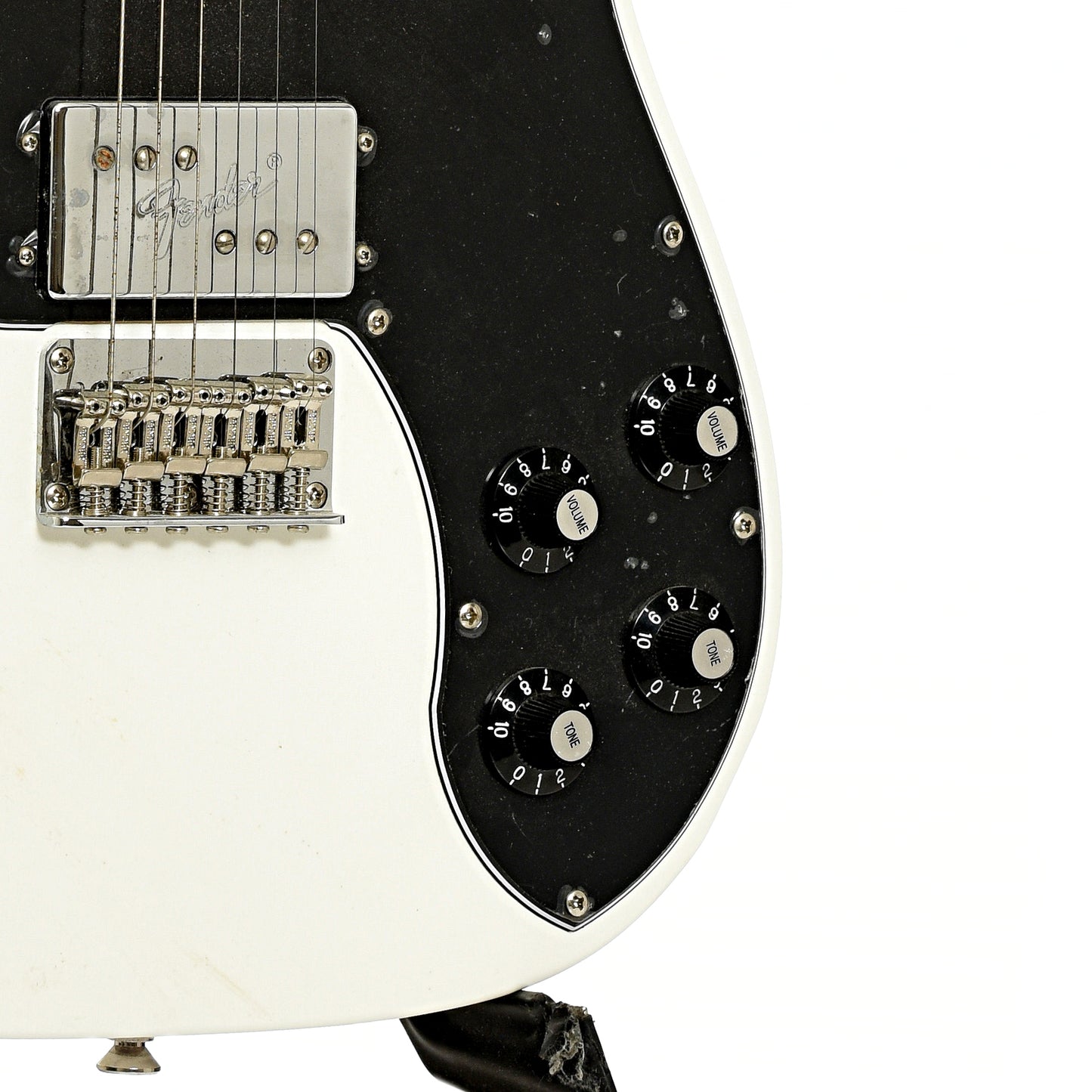 Bridge and controls of Fender Squier Classic Vibe '70s Telecaster Deluxe