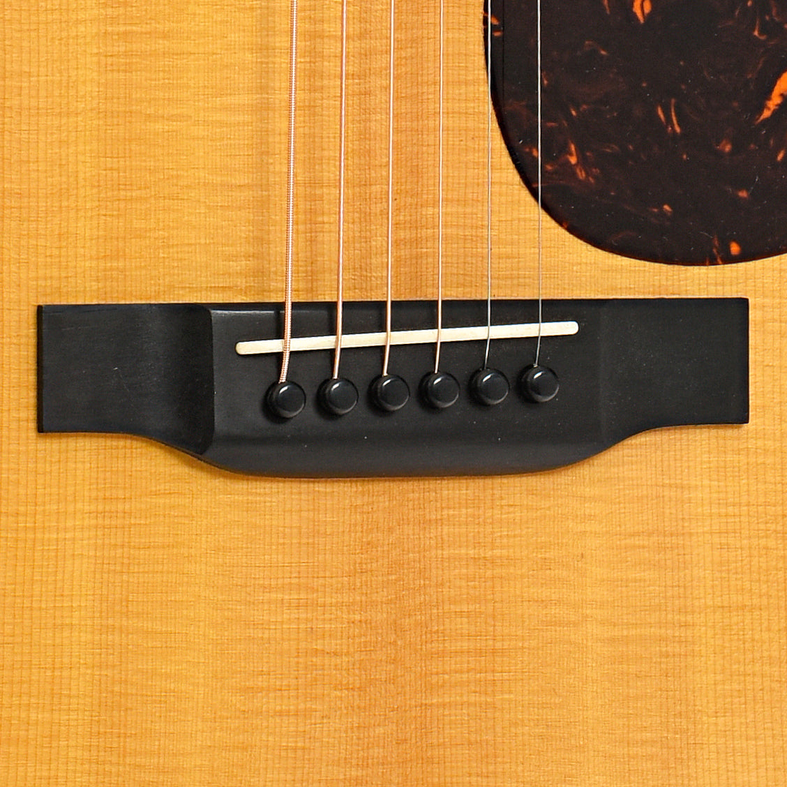 Bridge of Martin 000-18 Acoustic Guitar (2019)