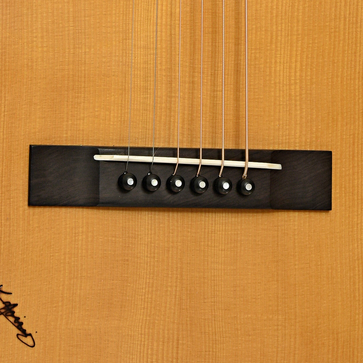 Bridge of Alvarez Yairi RAGM90V Ragtime Parlor LH Acoustic Guitar