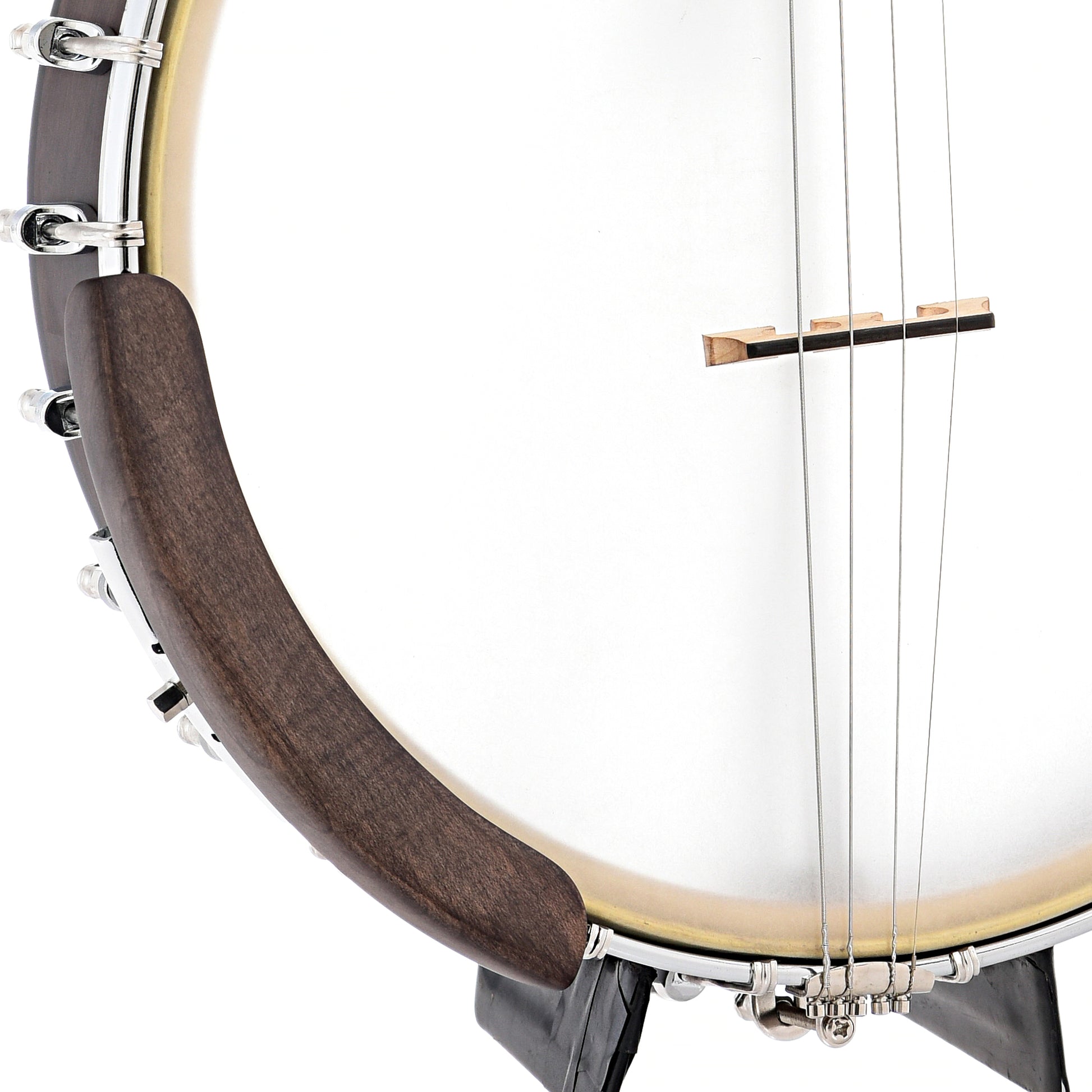 Armrest, tailpiece and bridge of Gold Tone Tenor Banjo & Gigbag, 12" Rim, 17 Frets