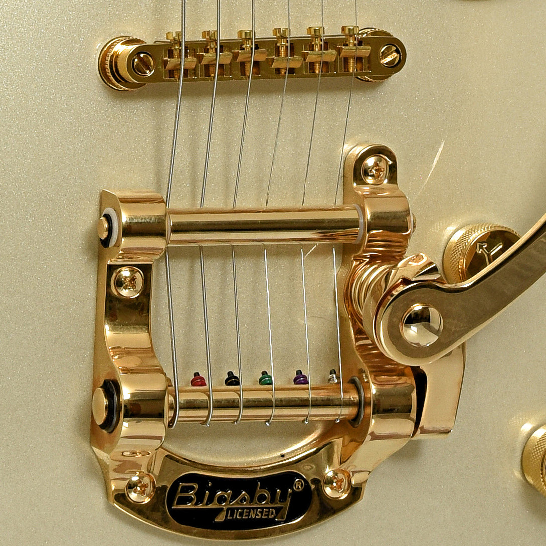 Bridge of Gretsch Electromatic Pristine LTD Jet Electric Guitar