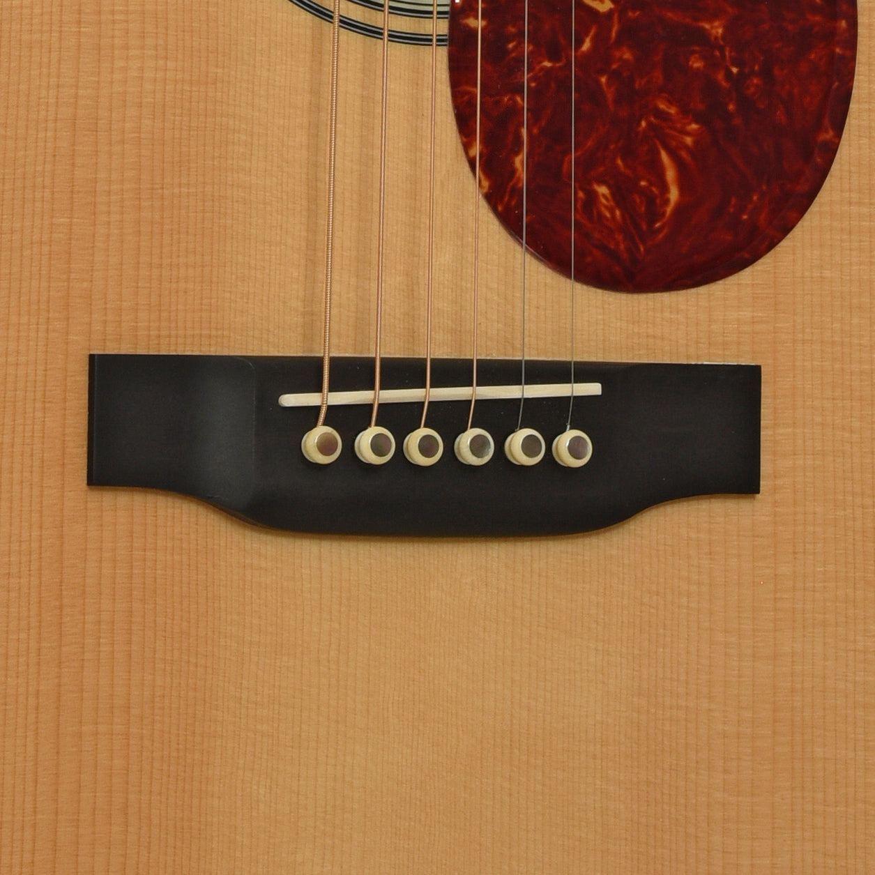 Bridge of Martin OMC-18 Laurence Juber Custom Edition Acoustic Electric Guitar