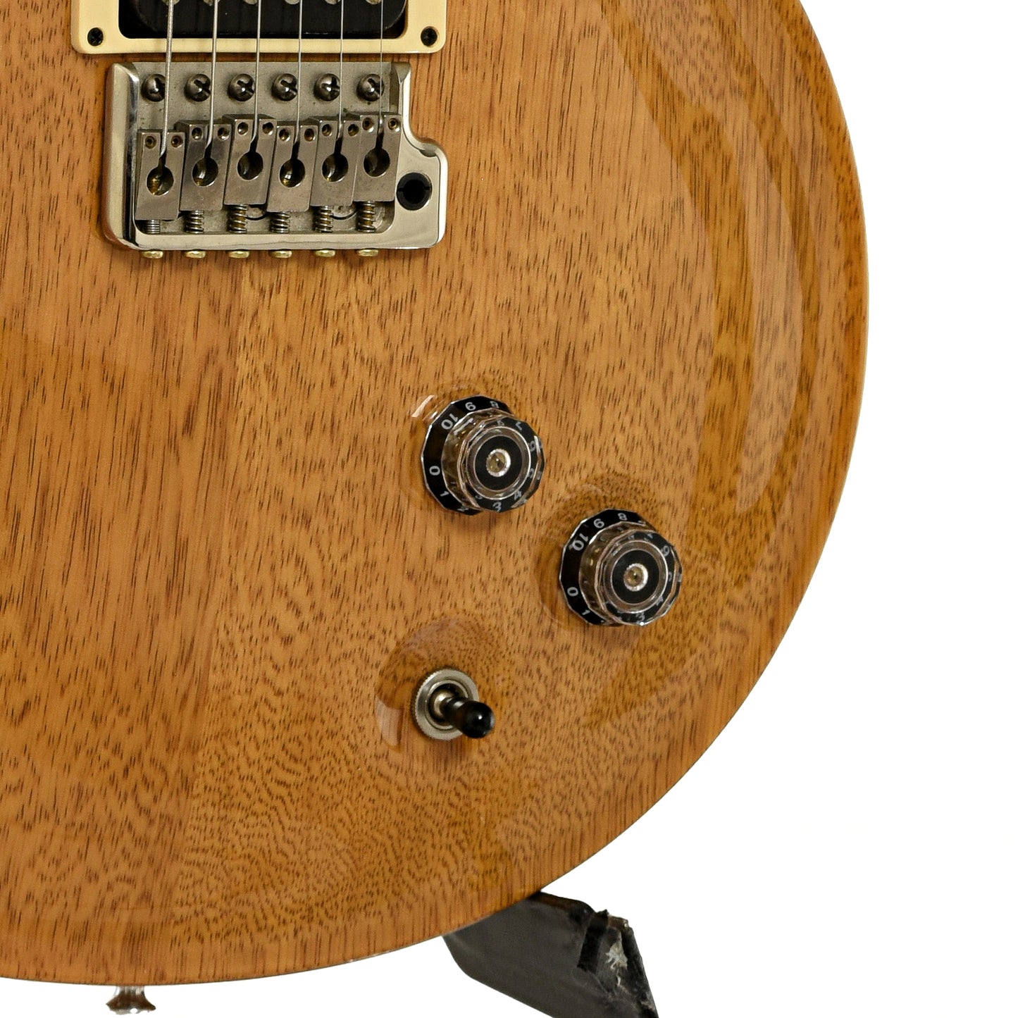 Bridge and controls of PRS KL-33 Electric Guitar 