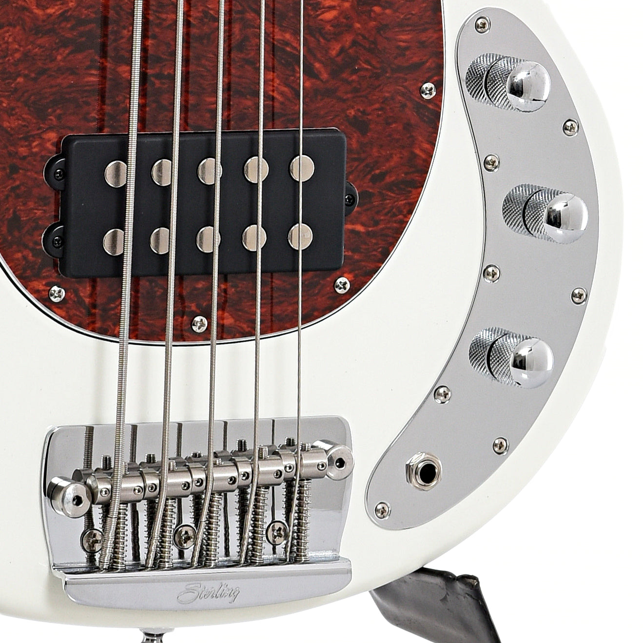 Bridge, bridge pickup and controls of Sterling by Music Man RAY25CA 5-String Bass, Olympic White
