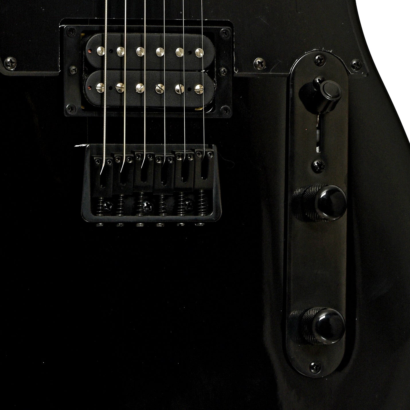 Bridge and controls of ESP LTD TE-200 Electric Guitar Black Finish