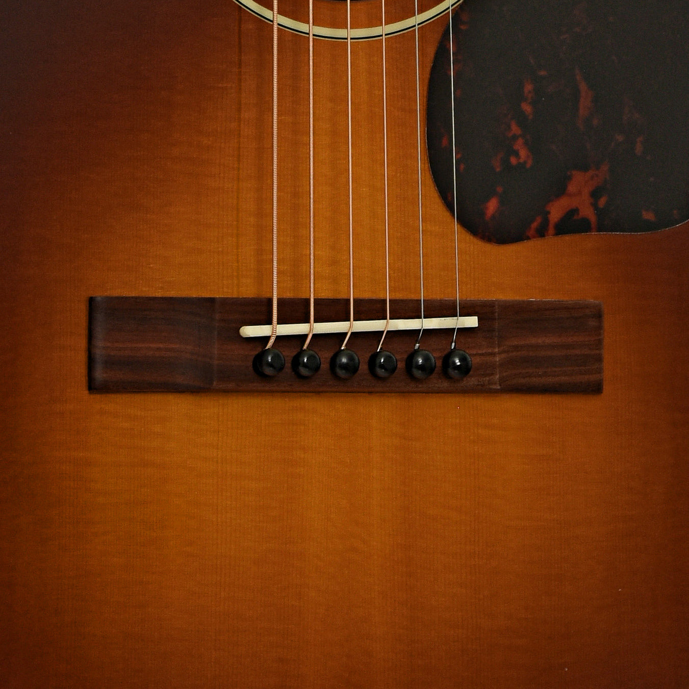 Bridge of Farida Holiday Pack, 00-Size Acoustic Guitar