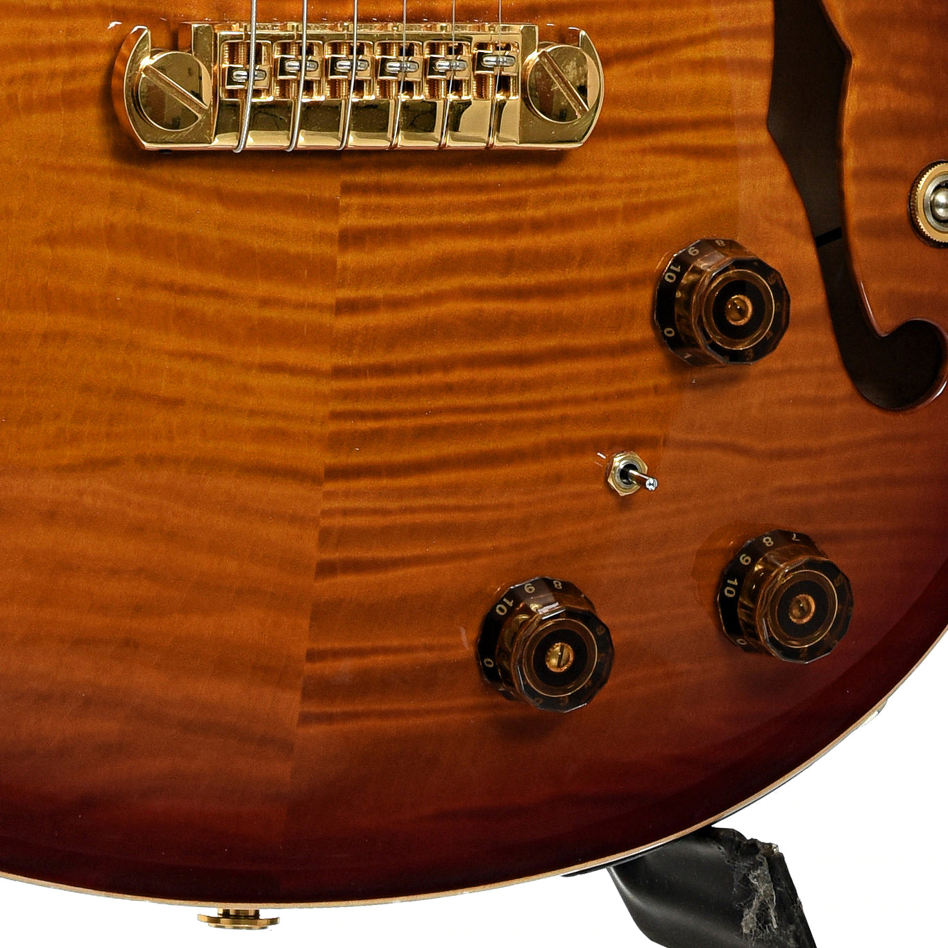 Birdge and controls of PRS Hollowbody II Electric Guitariii i  