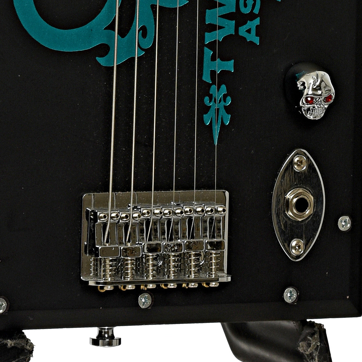 Bridge and controls of Get Down Guitars Cigar Box Electric Guitar