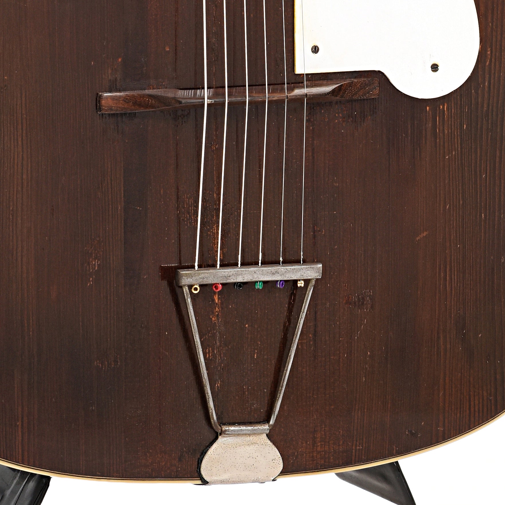 Tailpiece and bridge of Carbonell 25
