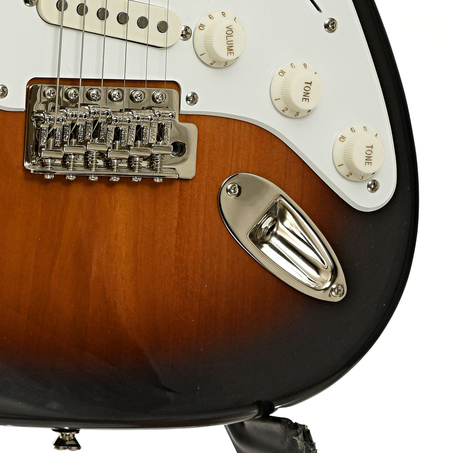 Bridge and controls of Fender Squier Classic Vibe Stratocaster 
