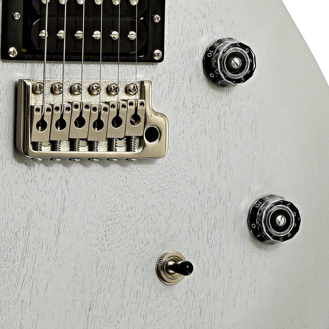 Bridge and controls of PRS SE CE24 Satin Electric Guitar
