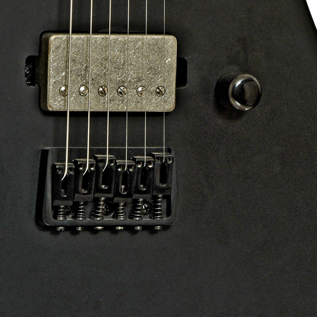 Bridge and controls of ESP LTD M-201HT Electric Guitar, Black Satin