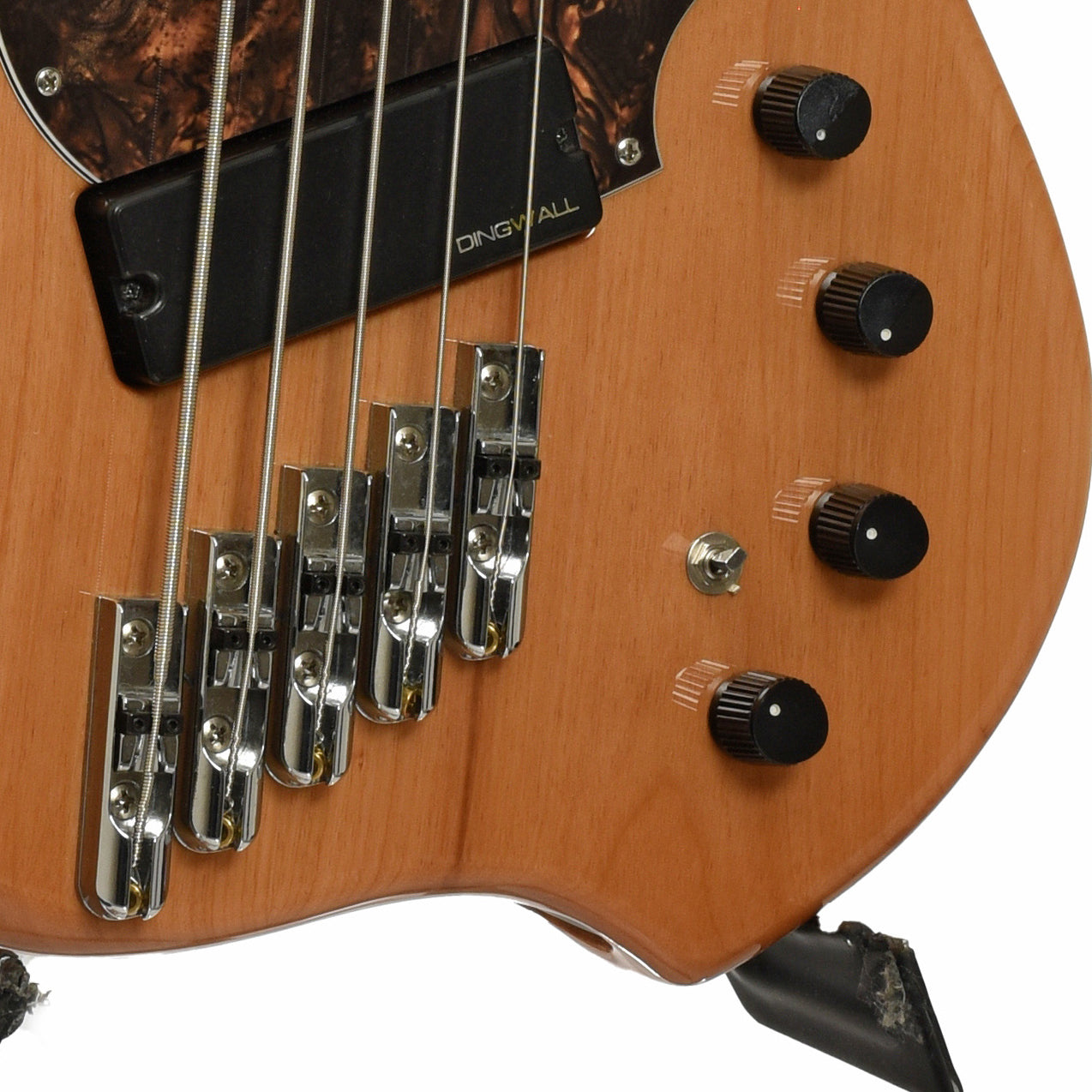 Bridge and controls of Dingwall Combustion Series 5-String Electric Bass
