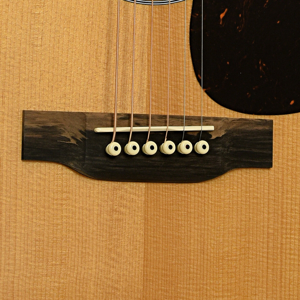 Bridge of Martin DE Retro Plus Granadillo Guitar