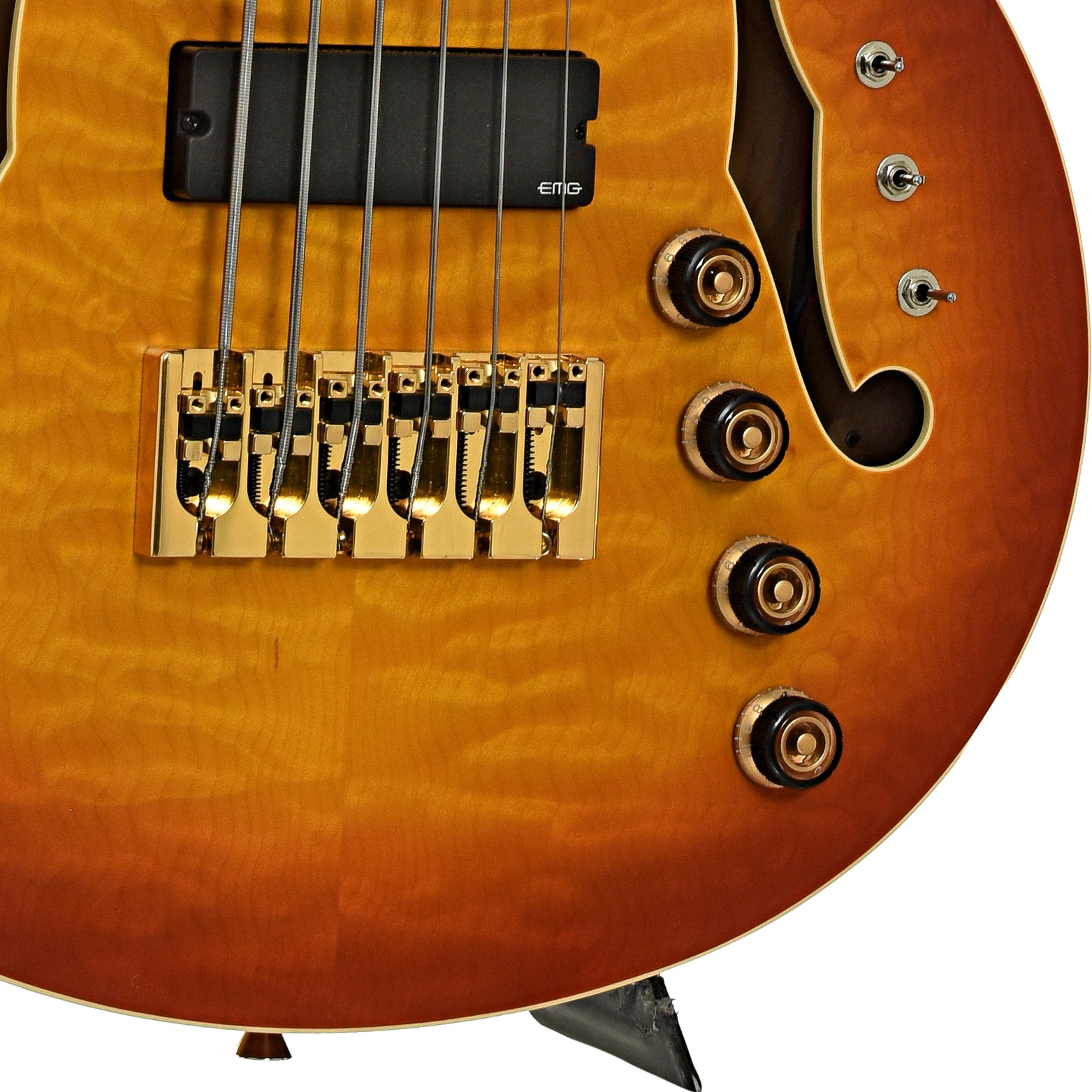 Bridge and controls of Ibanez TCB1006 Stephen "Thundercat" Bruner 6-String Hollowbody Electric Bass (2022)