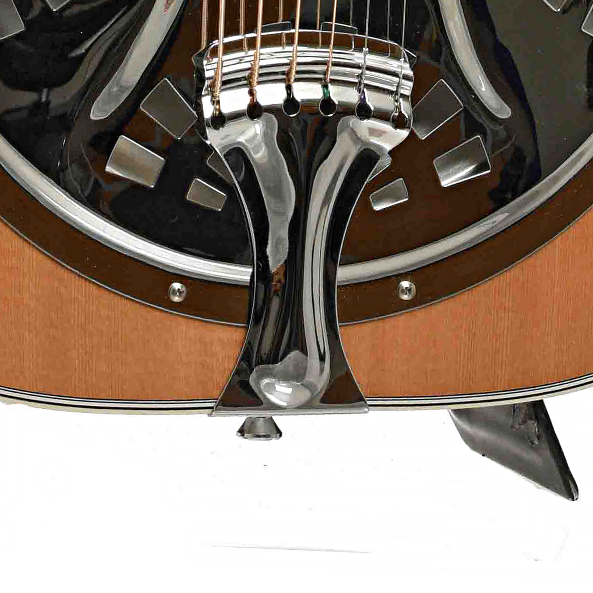 Tailpiece of Ralph Luttrell T-100B Roundneck Baritone Resonator Guitar