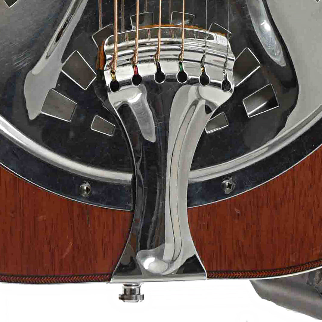 Tailpiece of Jerry A. Frazier Squareneck