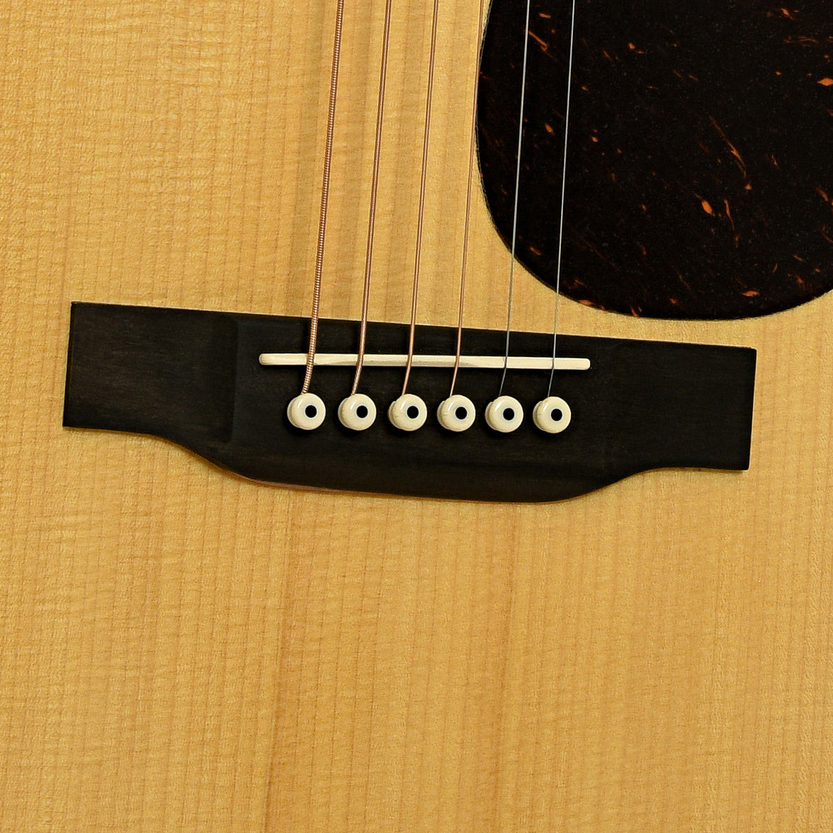 Bridge of Martin D-10E Retro Guitar 