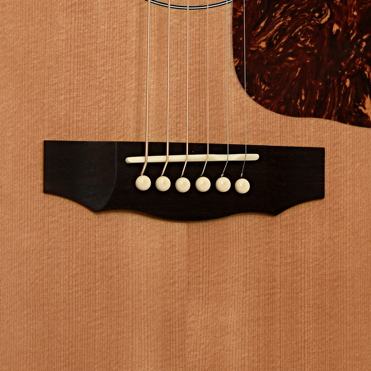 Bridge of Guild F40 Traditional Jumbo Acoustic Guitar