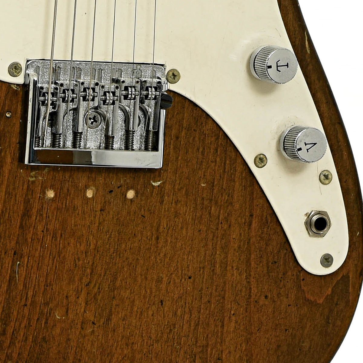 Bridge and controls of Fender Musicmaster Electric Guitar 