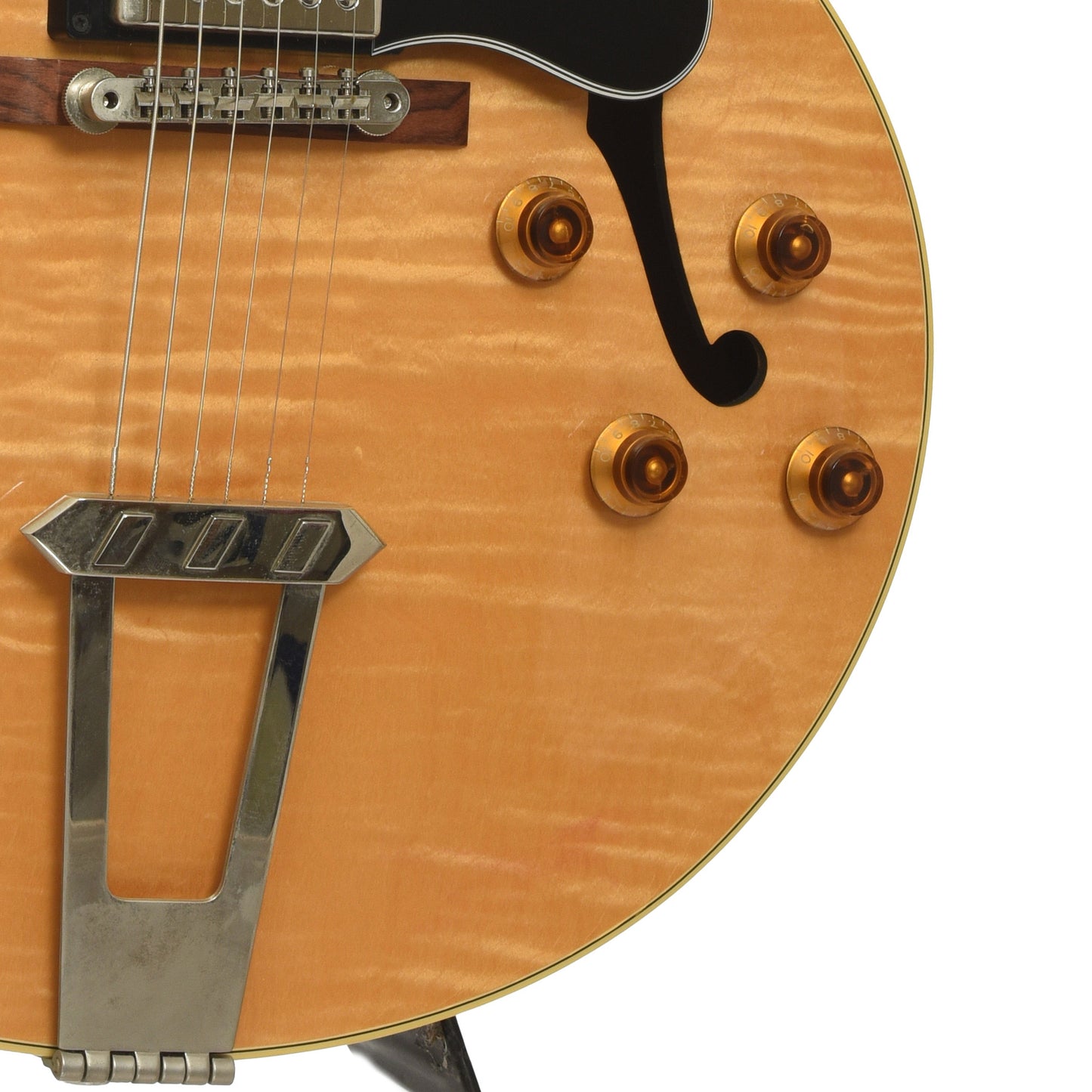 Bridge and controls of Gibson ES-175 Hollowbody Electric Guitar