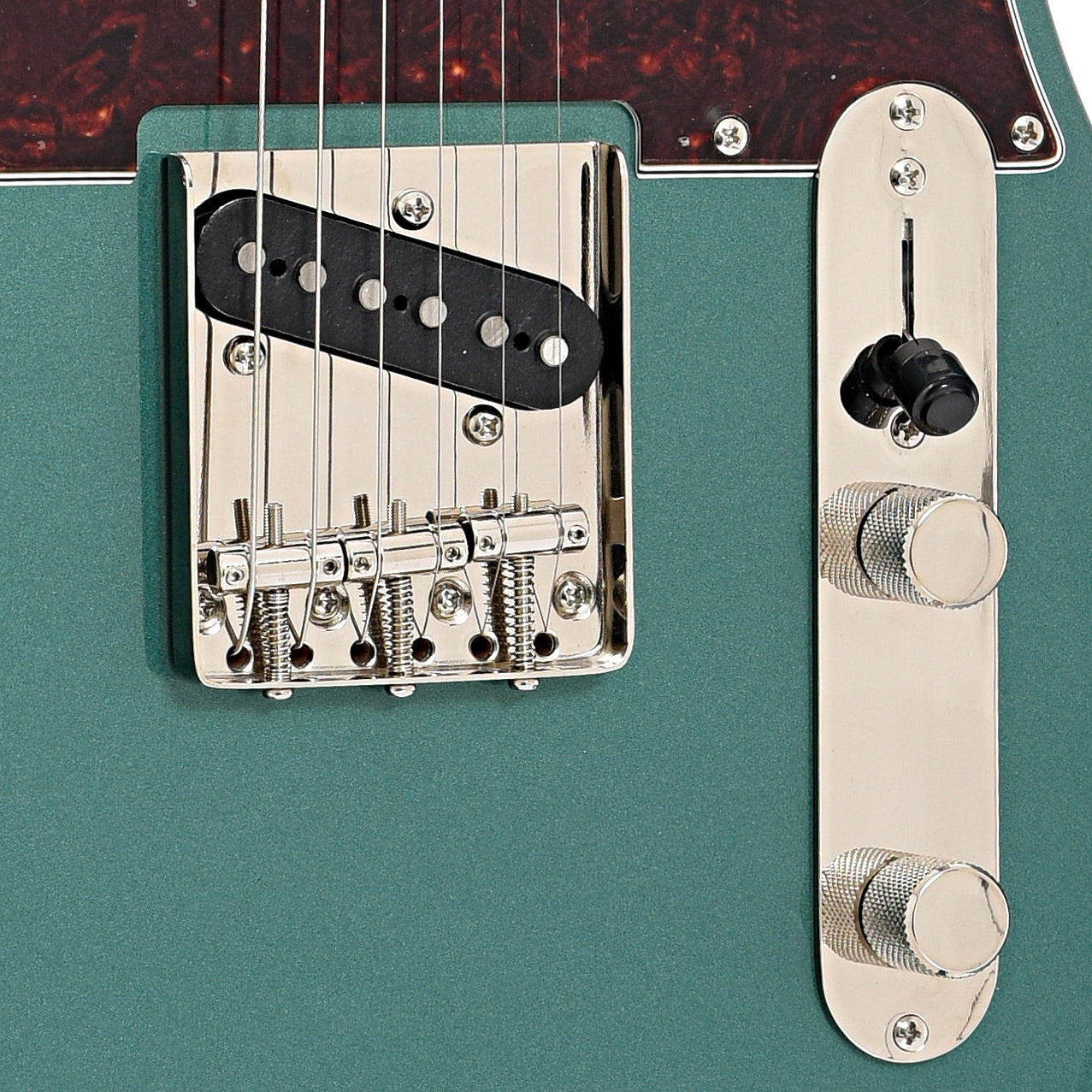 Bridge and controls of Squier Limited Edition Classic Vibe '60s Telecaster SH, Sherwood Green