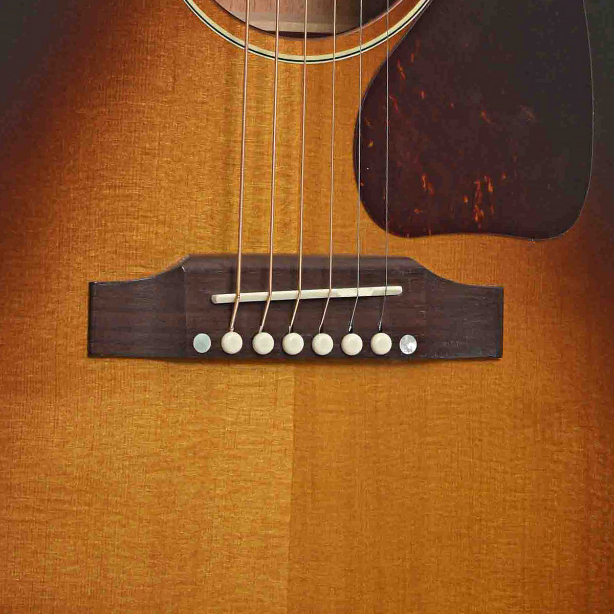 Gibson J-45 Standard Acoustic Guitar & Case, Vintage Sunburst (LR Baggs VTC)