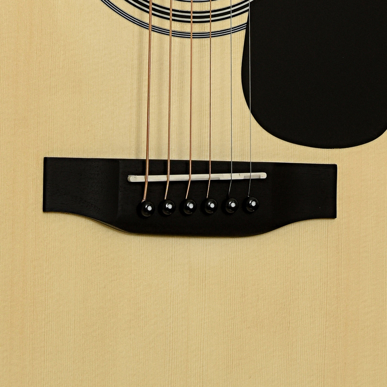 Soundhole of Bristol BM-16 000 Guitar